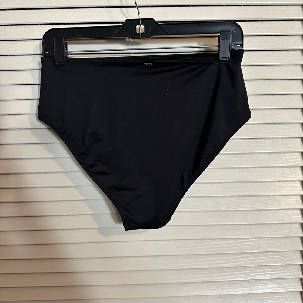 🆕 PINK! swim bottoms - XL